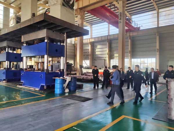 滕州液壓機(jī)廠家實(shí)拍